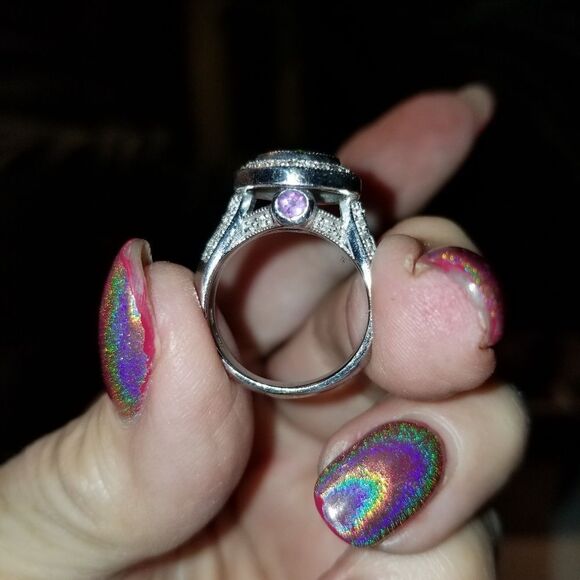 HELZBERG LIMITED EDITION PERIDOT 14KโWHITE GOLD RING!๐๐๐ - Picture 5 of 5